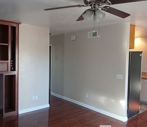 3rd image of 2762 Casey St