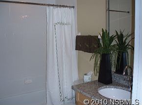5th image of 5300 S Atlantic Ave APT 10502