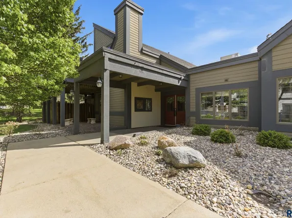 4310 S Minnesota Ave, Sioux Falls, SD 57105