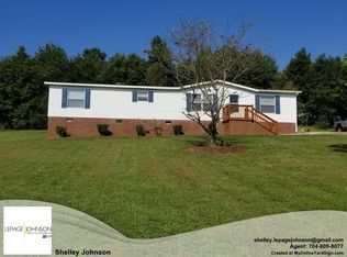 131 Gloria Brook Dr, Statesville, NC 28677