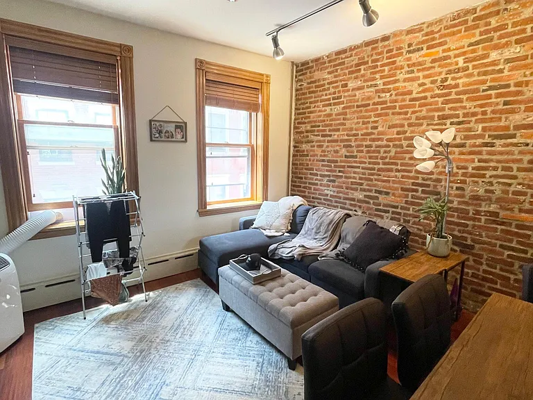 59 Myrtle St #5 — Photo 5