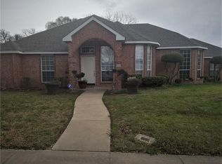 442 Morning Dove Dr, Duncanville, TX 75137