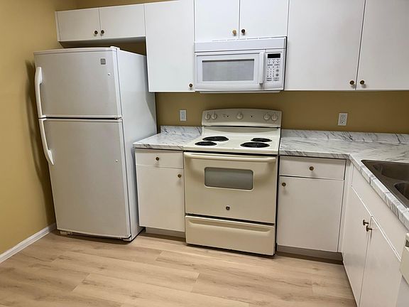 2nd image of 1133 Golden Lakes Boulevard #812
