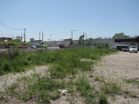 2nd image of 8531 S Halsted St