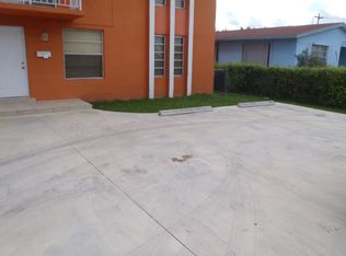 9012 SW 36th St, Miami, FL 33165