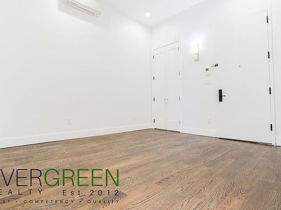 4th image of 675 Knickerbocker Ave #2C