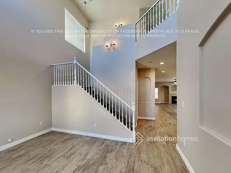 10891 Vestone St — Photo 5