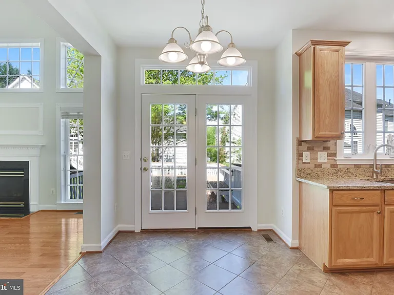 8416 Churchside Dr — Photo 53