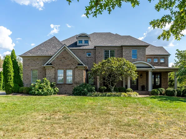 223 Golf Club Dr, Nicholasville, KY 40356
