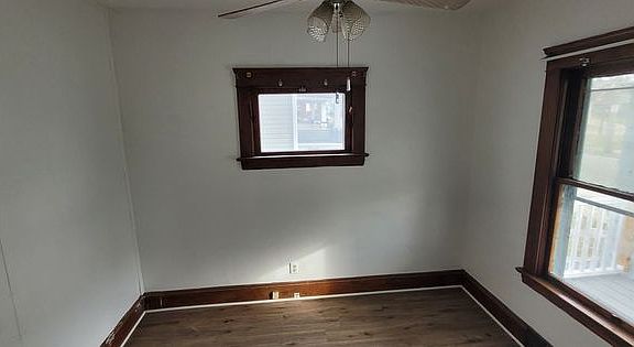 5th image of 10801 Sandusky Ave
