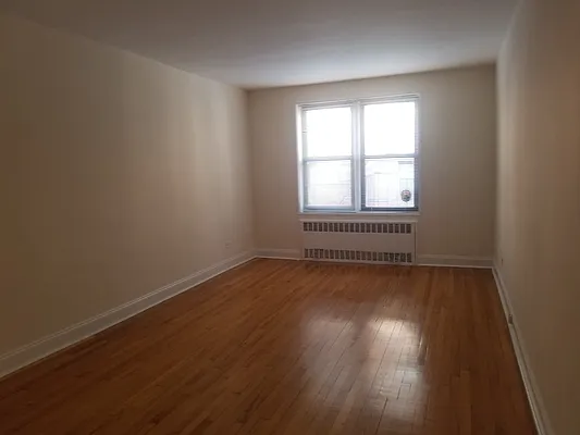 Rented by 718 Realty Inc | media 2