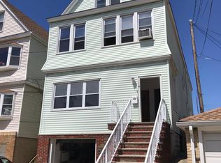 119 W 29th St FLOOR 3, Bayonne, NJ 07002