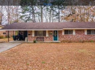 1319 Bellemeade Dr, Conway, AR 72034