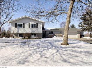 541 4th St E, Wanamingo, MN 55983