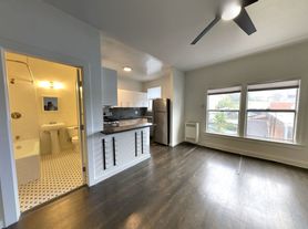 Sunset Apts...Gorgeous Newly Remodeled Apartments..CALL NOW!