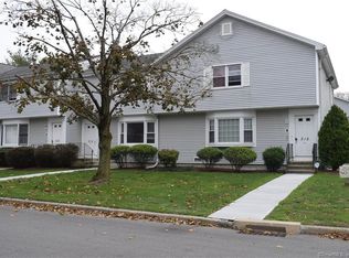 315 Glendale Ave UNIT B3, Bridgeport, CT 06606