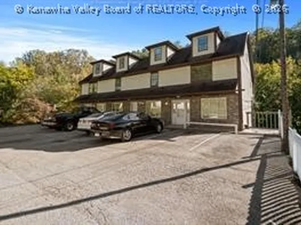 24664 Daniel Boone Pkwy, Peytona, WV 25154
