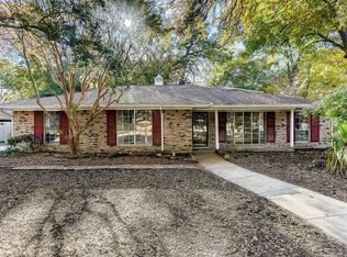 1015 Westlake Dr, Desoto, TX 75115