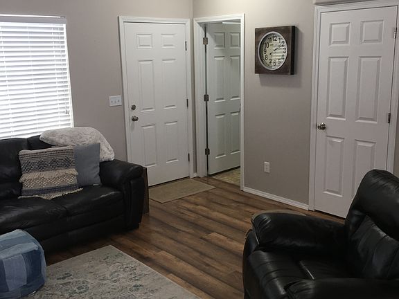 3rd image of 7811 White Bluffs Ct