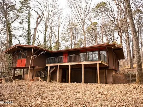 613 Chilhowee School Rd, Seymour, TN 37865