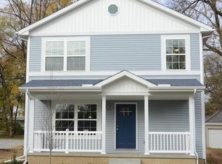 1003 E Behrends Ave, Peoria, IL 61603