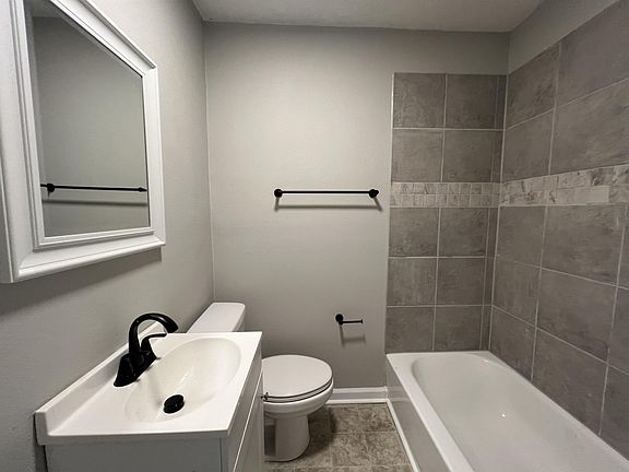 5th image of 4643 Auburn Rd