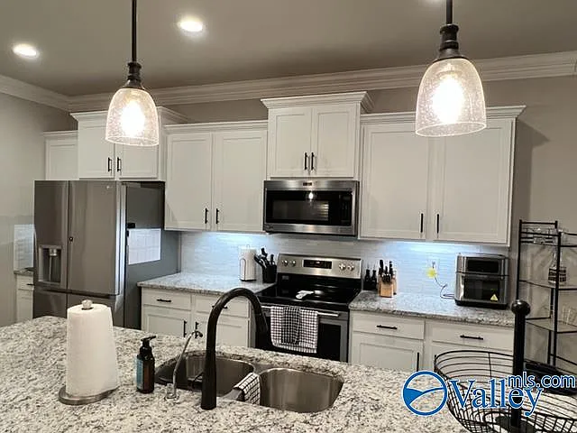 136 Gardencove Cir — Photo 13