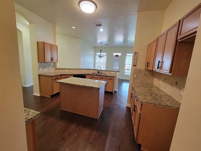 4010 Highland Vale Ct — Photo 16