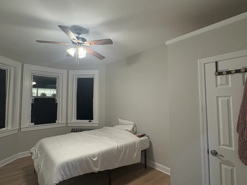 1186 Commonwealth Ave #2