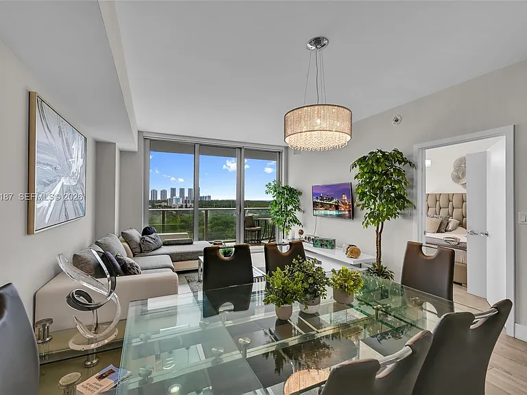 16385 Biscayne Blvd #1020 — Photo 13
