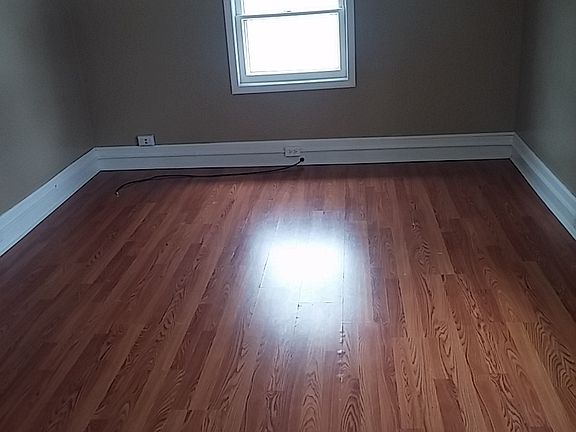 4th image of 2813 6th St #2