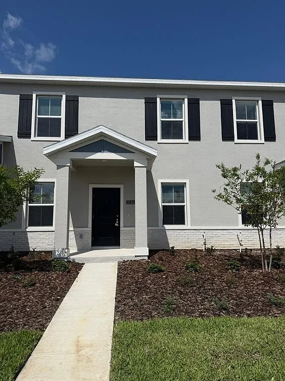 3 bed, 2.5 bath, 1615 sqft, $2,550 — Photo 1