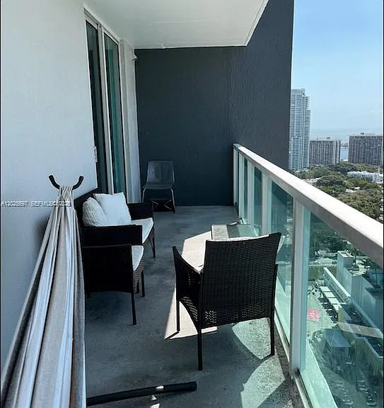 1250 S Miami Ave #1303 — Photo 28