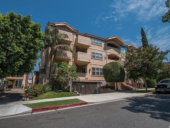 3rd image of 555 E Santa Anita Ave Unit 102