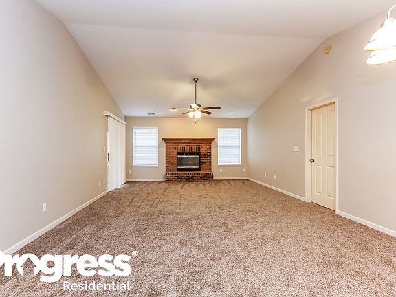 3rd image of 5516 Bracken Cir