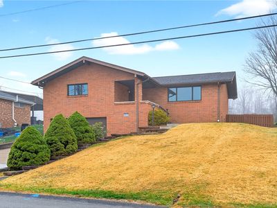 14223 Roberta Dr #5, Irwin, PA, 15642