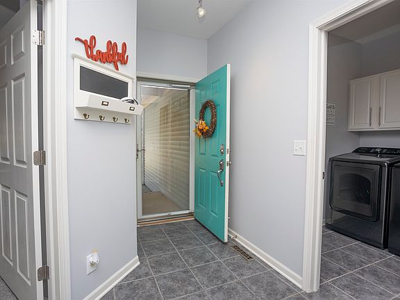 5th image of 4218 Sparrow Hawk Dr