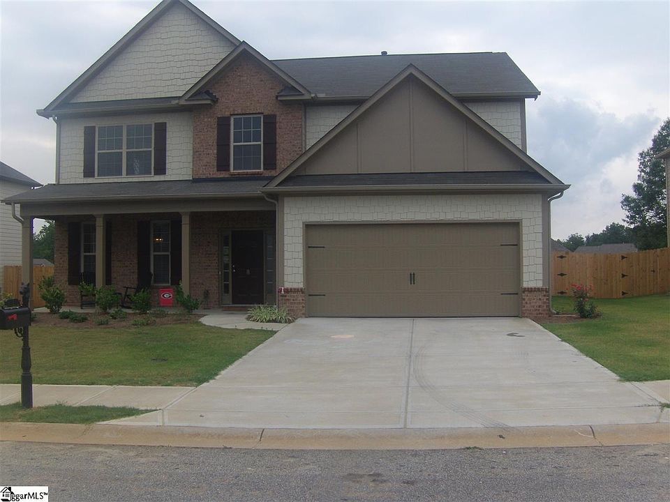 1st image of 8 Caswell Ln