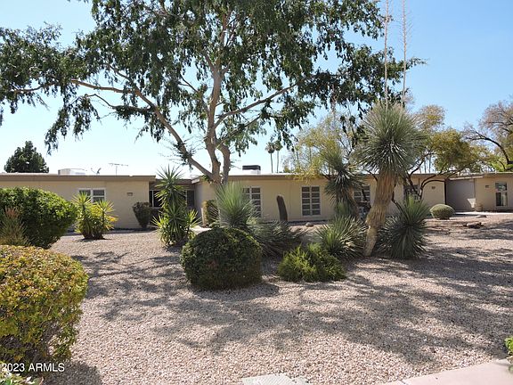 2nd image of 10023 W HUTTON Drive