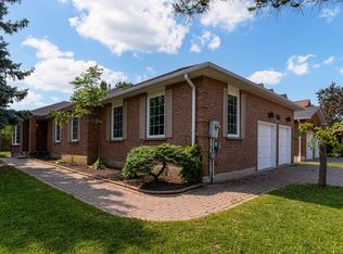 1572 Cartier Ct, Mississauga, ON L5M4B3