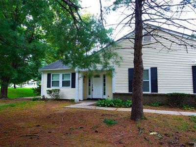 5 Petersburg Ct, Coram, NY, 11727