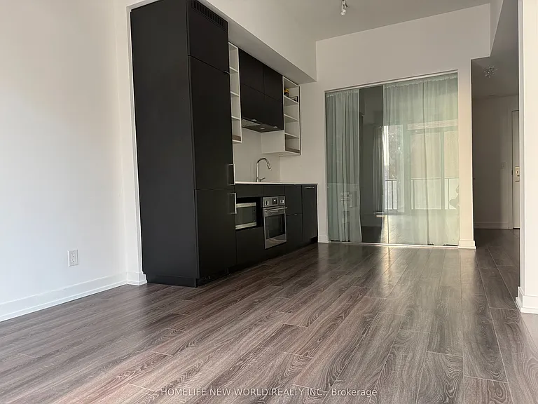 20 Edward St #1212 — Photo 8