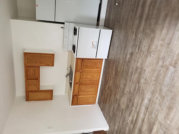 4th image of 810 Monroe St APT 2
