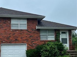 1541 Baker Cir, Independence, MO 64050