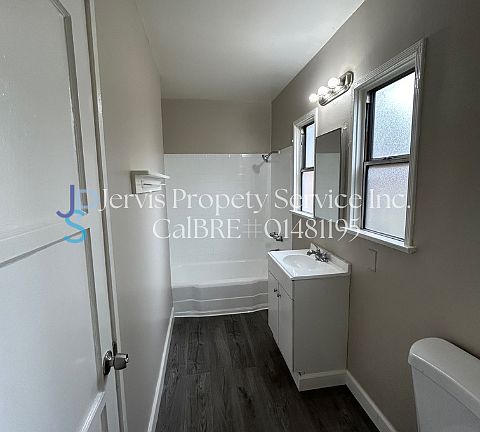 5th image of 6015 Pine Ave APT A