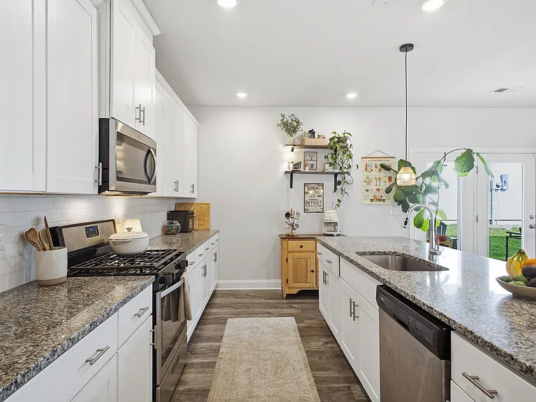 4041 Arrowleaf Ln — Photo 10