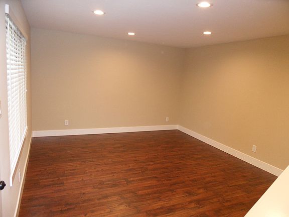 4th image of 2210 Kimwood Ln