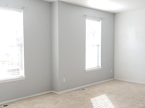4th image of 605 113th St E