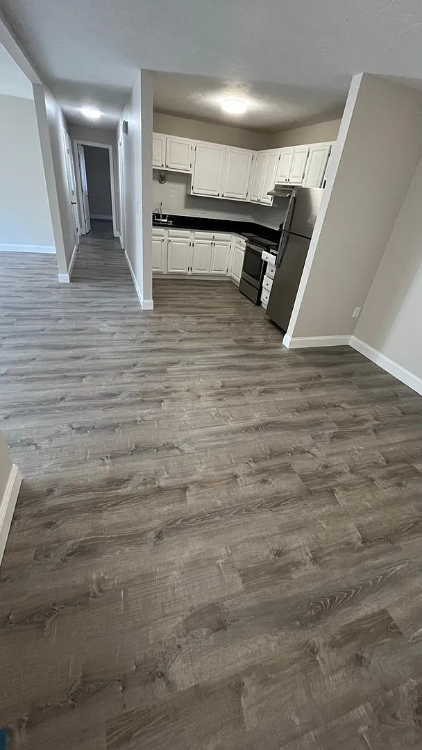 310 Thompson Road LLC — Photo 3