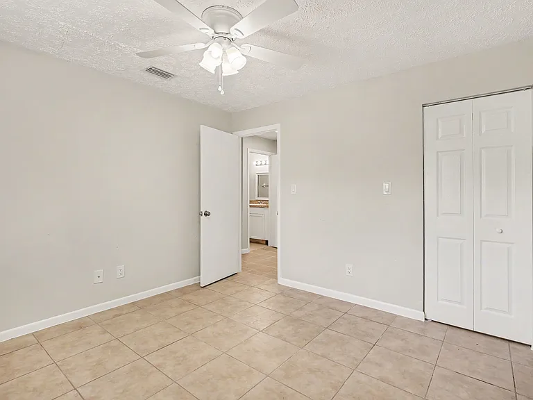 1580 South St — Photo 14